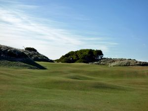 Barnbougle (Dunes) 6th Approach